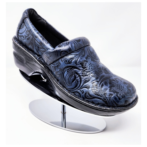 b.o.c. Shoes - b.o.c. Born concept floral clogs women's size 8.5